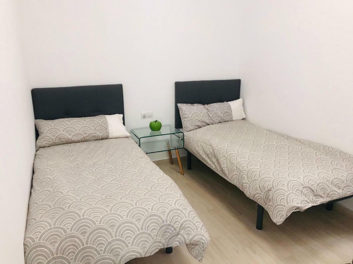 Bel appartement à moins d 1km du Golf Villamartin Orihuela Esterno foto